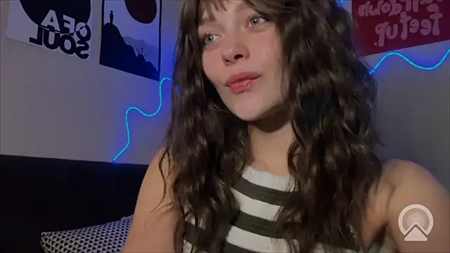 Emilia0 0 7 online show from February 21, 2026, 8:43 pm