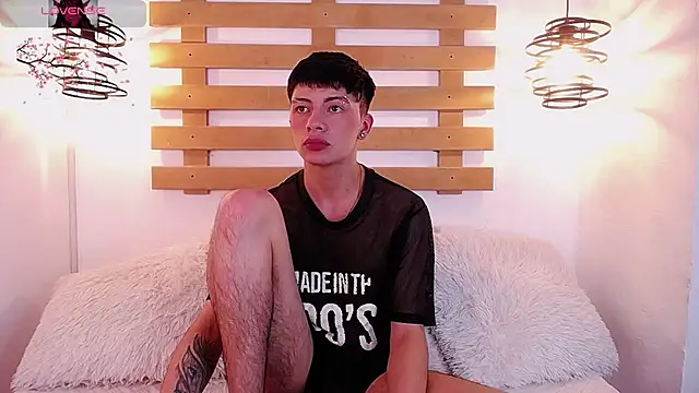 Steev Novoa online show from February 2, 2025, 1:30 pm