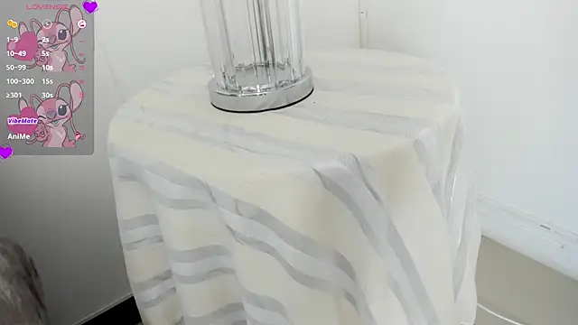 Snapshot of Dei_v_48 chatting on March 7, 2025, 9:29 am Dei v 48 online show from March 7, 2025, 9:29 am