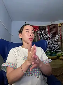 Cherry 6969 online show from February 10, 2025, 1:22 pm