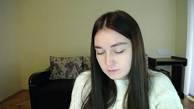 Pretty shy online show from December 6, 2024, 12:05 pm