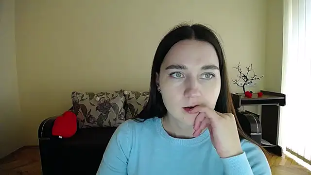 Pretty shy online show from October 5, 2025, 9:18 am