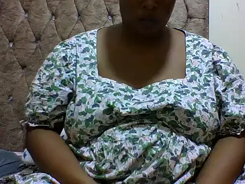 zoey10 online show from March 10, 2026, 8:08 am