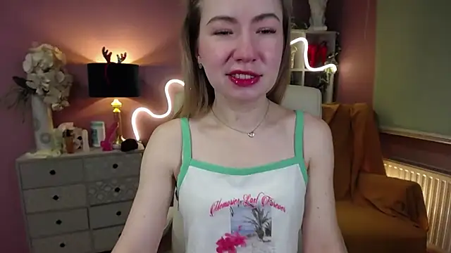 Mia Tasty online show from December 28, 2024, 7:22 am