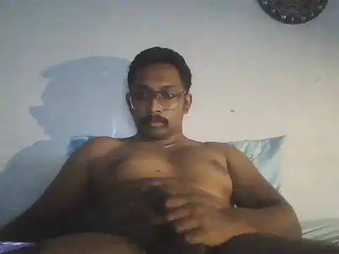 chennaibull101 online show from November 28, 2025, 7:38 pm