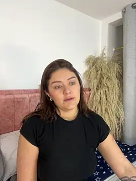 Snapshot of Sofiawilson_ chatting on October 29, 2025, 12:40 pm Sofiawilson online show from October 29, 2025, 12:40 pm