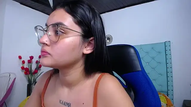 Snapshot of antonella_sweetlittle chatting on March 6, 2026, 12:12 pm antonella sweetlittle online show from March 6, 2026, 12:12 pm