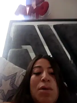 Snapshot of Alona_Evans chatting on January 30, 2025, 4:02 pm Alona Evans online show from January 30, 2025, 4:02 pm