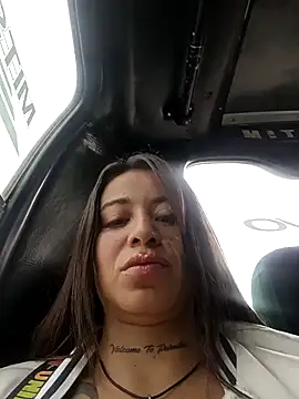 Snapshot of Alona_Evans chatting on February 5, 2025, 1:00 pm Alona Evans online show from February 5, 2025, 1:00 pm