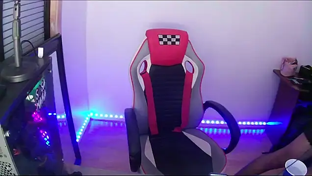 Snapshot of MeowFelina chatting on March 12, 2025, 5:35 am MeowFelina online show from March 12, 2025, 5:35 am