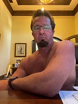 Snapshot of sluttydylan chatting on November 11, 2025, 9:37 pm sluttydylan online show from November 11, 2025, 9:37 pm