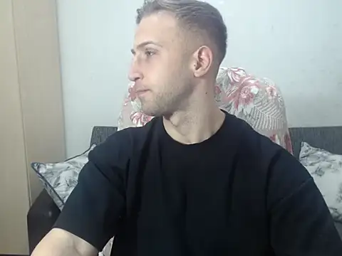 PrinceEagle online show from February 21, 2026, 6:42 pm