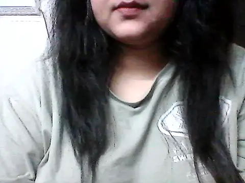 Snapshot of smile_pretty chatting on April 15, 2026, 8:09 pm smile pretty online show from April 15, 2026, 8:09 pm