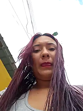 Snapshot of Blushing_Katy chatting on January 6, 2025, 6:20 pm Blushing Katy online show from January 6, 2025, 6:20 pm