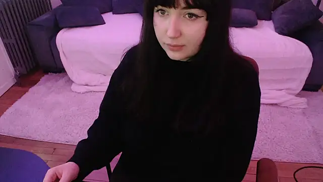 Snapshot of Lynylou chatting on December 5, 2024, 3:17 pm Lynylou online show from December 5, 2024, 3:17 pm