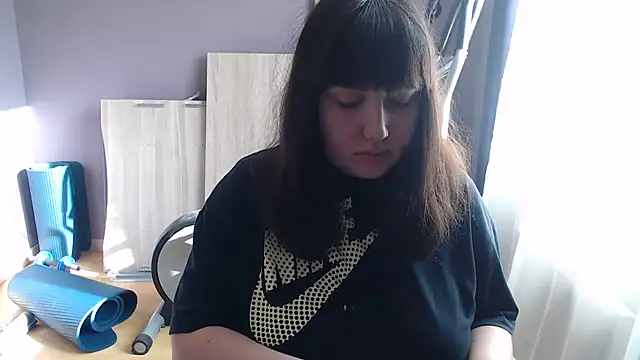 Snapshot of Lynylou chatting on September 11, 2025, 8:03 am Lynylou online show from September 11, 2025, 8:03 am