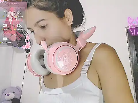 Snapshot of tifany19_ chatting on October 16, 2025, 2:12 am tifany19 online show from October 16, 2025, 2:12 am