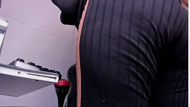 Snapshot of angel_hardy_dl chatting on September 27, 2025, 10:53 am angel hardy dl online show from September 27, 2025, 10:53 am