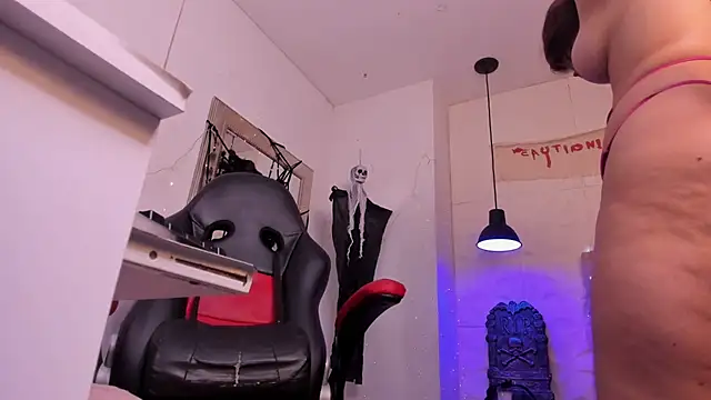 Snapshot of angel_hardy_dl chatting on October 23, 2025, 12:04 pm angel hardy dl online show from October 23, 2025, 12:04 pm