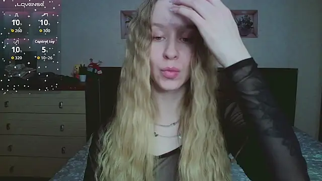 Lily  Devil online show from February 10, 2026, 12:53 pm