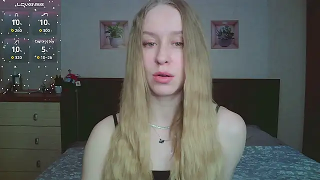 Lily  Devil online show from February 28, 2026, 1:23 pm