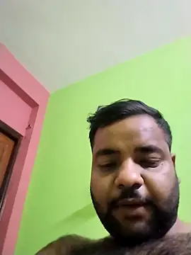 Snapshot of Rmoeo92 chatting on October 27, 2025, 5:11 am Rmoeo92 online show from October 27, 2025, 5:11 am