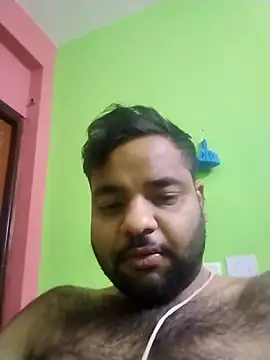 Snapshot of Rmoeo92 chatting on October 31, 2025, 9:05 pm Rmoeo92 online show from October 31, 2025, 9:05 pm