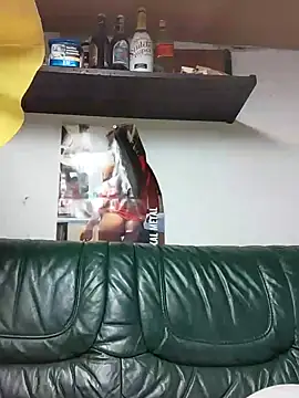 Snapshot of Rejtelmesest chatting on January 19, 2025, 4:14 pm Rejtelmesest online show from January 19, 2025, 4:14 pm