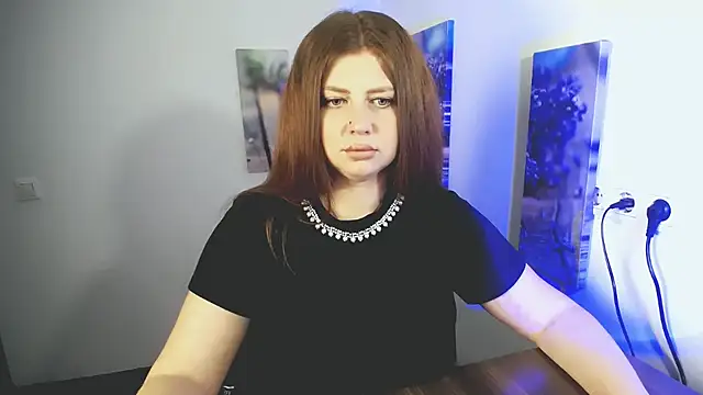 Lizzy Love online show from May 15, 2026, 9:05 am