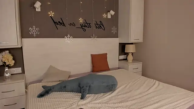 Snapshot of willow_fox chatting on February 11, 2025, 7:38 pm willow fox online show from February 11, 2025, 7:38 pm