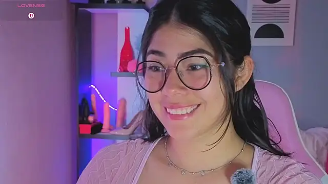 LoaLuxury online show from February 26, 2026, 4:28 pm