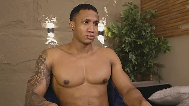 Logan Varela online show from December 20, 2025, 12:45 pm