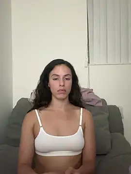 brookehoneynina online show from March 20, 2025, 1:13 am