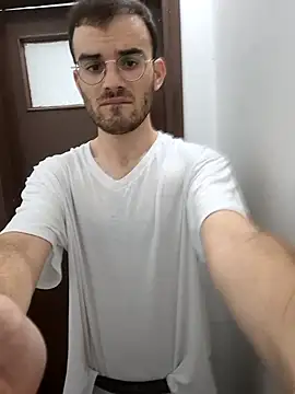 erikamavrik online show from March 17, 2025, 5:38 pm