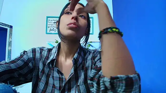 yourcuteneighbourr online show from December 28, 2024, 6:17 am