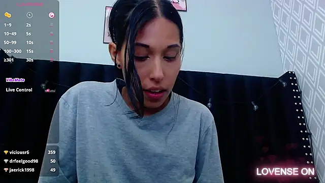 yourcuteneighbourr online show from December 31, 2024, 9:21 am