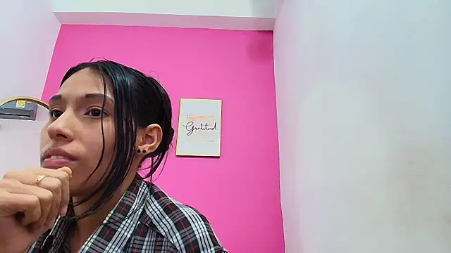 yourcuteneighbourr online show from January 11, 2025, 9:36 am