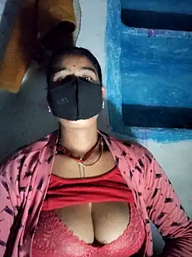 Snapshot of Hey_Ziya chatting on February 4, 2026, 12:05 am Hey Ziya online show from February 4, 2026, 12:05 am