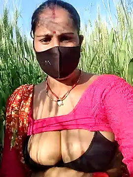 Snapshot of Hey_Ziya chatting on February 16, 2026, 10:44 am Hey Ziya online show from February 16, 2026, 10:44 am