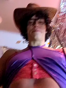 gurlnips online show from January 1, 2025, 11:49 am