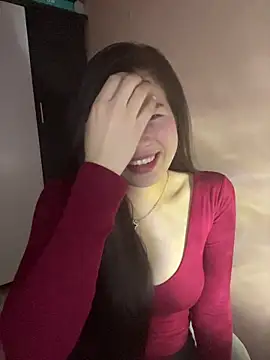 Snapshot of Bae1103 chatting on February 6, 2026, 4:54 pm Bae1103 online show from February 6, 2026, 4:54 pm