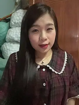 Snapshot of Bae1103 chatting on February 20, 2026, 4:29 pm Bae1103 online show from February 20, 2026, 4:29 pm