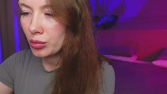 Liv Fay online show from November 7, 2025, 1:55 pm