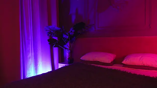 Liv Fay online show from November 26, 2025, 2:29 pm