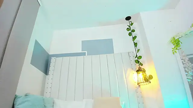 hannah gray online show from October 17, 2025, 11:13 am