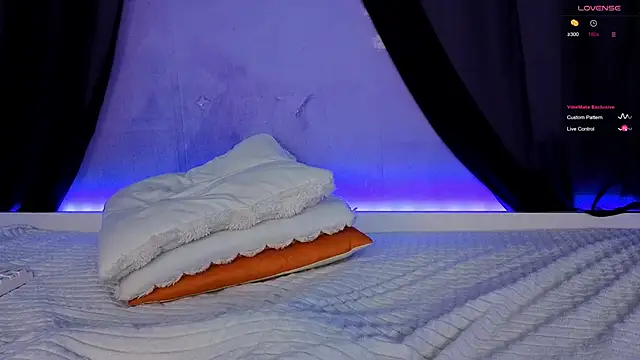 Scarlettsrorm online show from November 16, 2025, 5:13 am