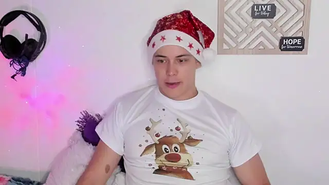 Snapshot of Alan_hadid1 chatting on December 8, 2024, 10:14 pm Alan hadid1 online show from December 8, 2024, 10:14 pm