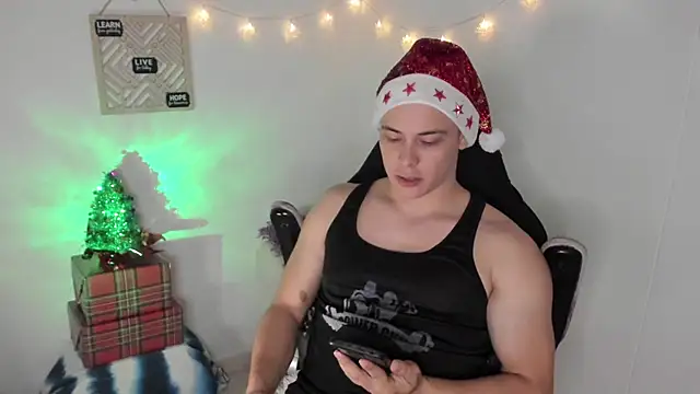 Snapshot of Alan_hadid1 chatting on December 13, 2024, 2:54 am Alan hadid1 online show from December 13, 2024, 2:54 am