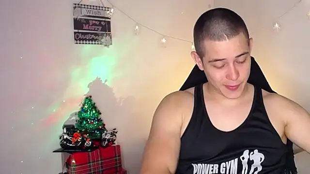 Snapshot of Alan_hadid1 chatting on December 30, 2024, 9:50 pm Alan hadid1 online show from December 30, 2024, 9:50 pm