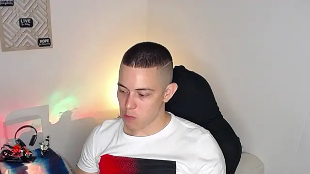 Snapshot of Alan_hadid1 chatting on January 13, 2025, 11:49 pm Alan hadid1 online show from January 13, 2025, 11:49 pm